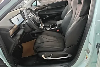 Xpeng P5
