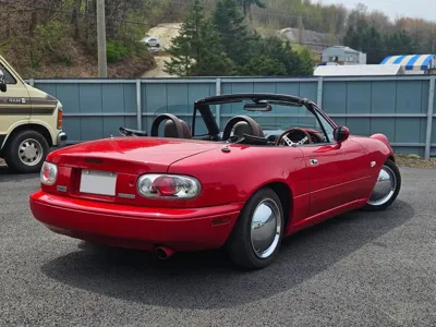 Mazda Eunons