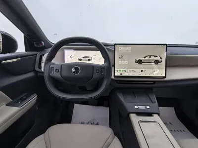 Volvo 沃尔沃XC70插电式混动