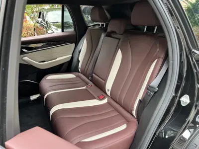Geely Xingyue L
