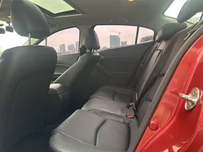 Mazda 3 Axela