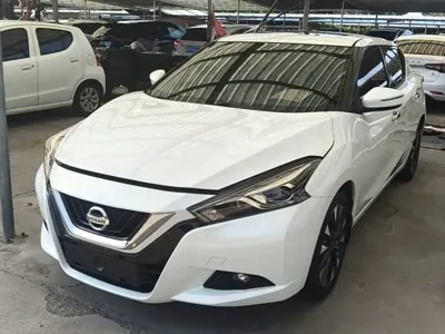 Nissan Bluebird