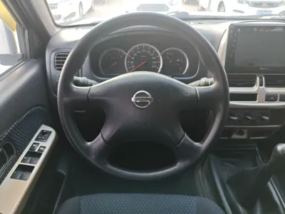 Nissan Paladin