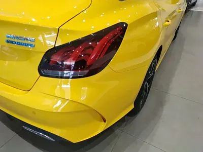 MG MG5
