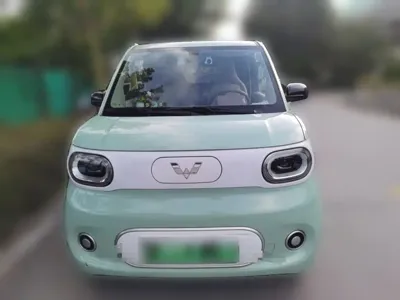 Wuling MINIEV