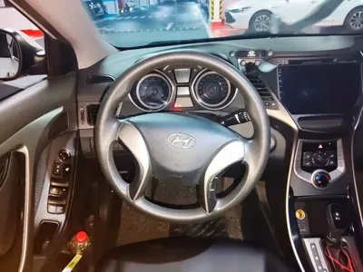 Hyundai Elantra Langdong