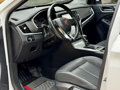 Roewe RX5