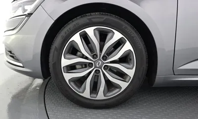 Renault-KoreaSamsung SM6