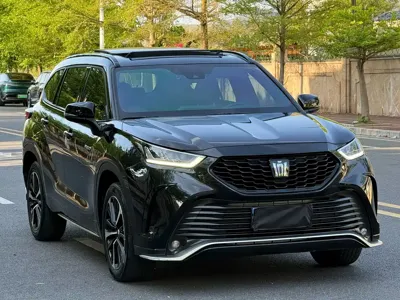 Toyota Crown Kluger