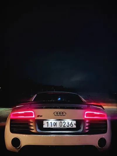 Audi R8