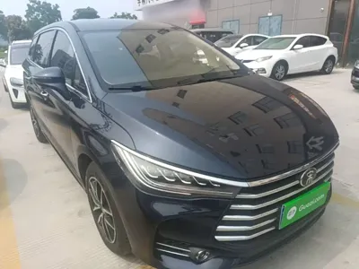 BYD MAX