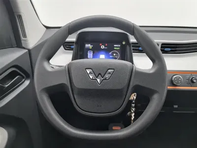 Wuling MINIEV
