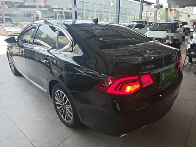 GAC Motor Trumpchi GA8