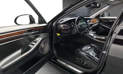 Genesis EQ900