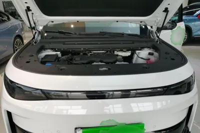 Leapmotor C10