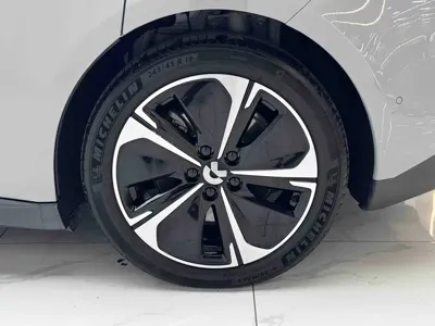 Nio ET5T