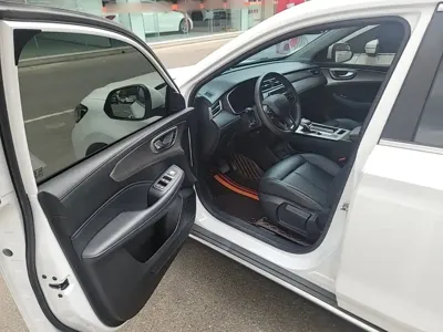 Roewe RX5