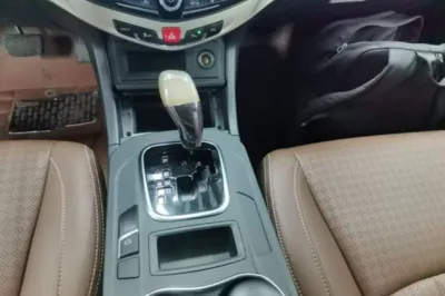 BYD S7