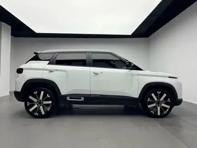 Geely ICON