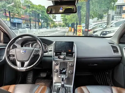 Volvo XC60 (Import)