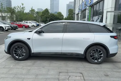 Leapmotor C11