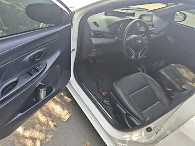 Toyota Yaris L