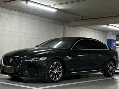 Jaguar XFL