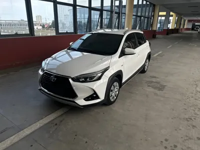 Toyota Yaris L