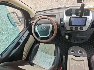 Maxus V80