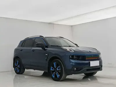 Lynk & Co 01