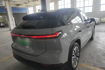 Nio ES7