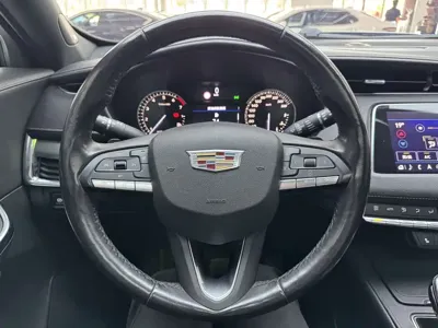 Cadillac XT4