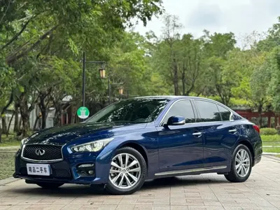 Infiniti Q50L