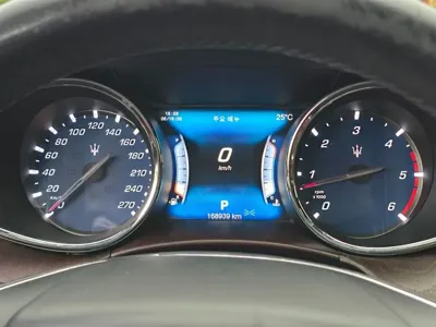 Maserati Quattroporte