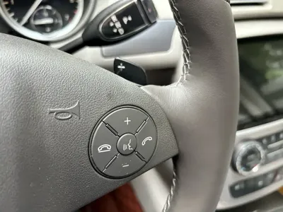 Mercedes-Benz R-Class