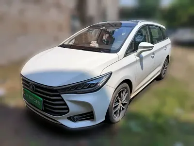 BYD MAX