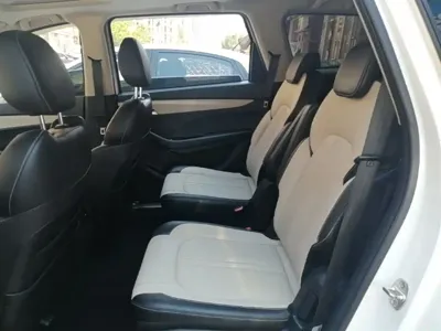 Baojun 360