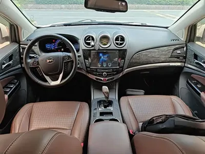 BYD S7