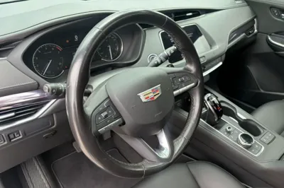 Cadillac XT4