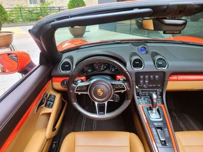Porsche 718