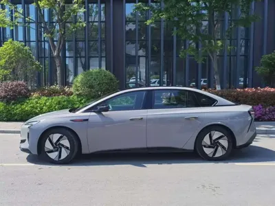 Hongqi Hongqi EH7
