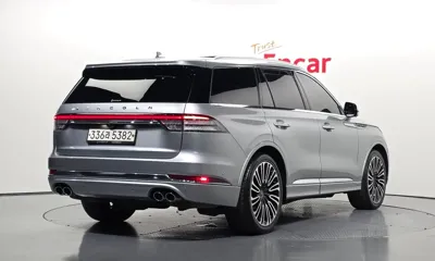 Lincoln Aviator
