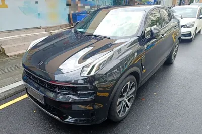 Lynk & Co 05