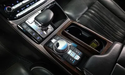 Genesis EQ900