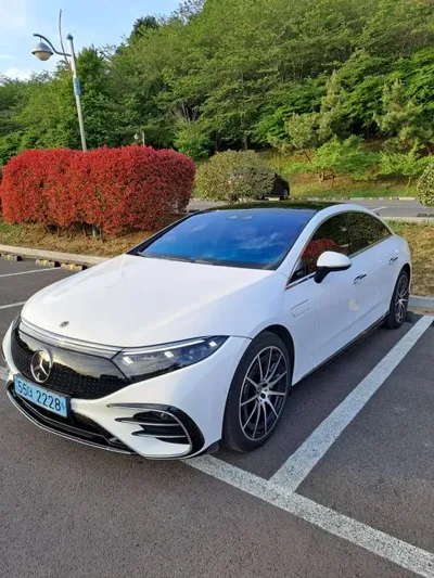 Mercedes-Benz EQS