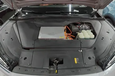 Nio EC6