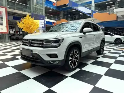 Volkswagen Tharu