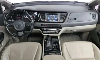 Kia Canival
