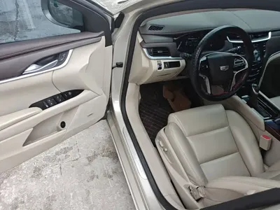 Cadillac XTS