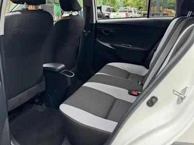 Toyota Yaris L